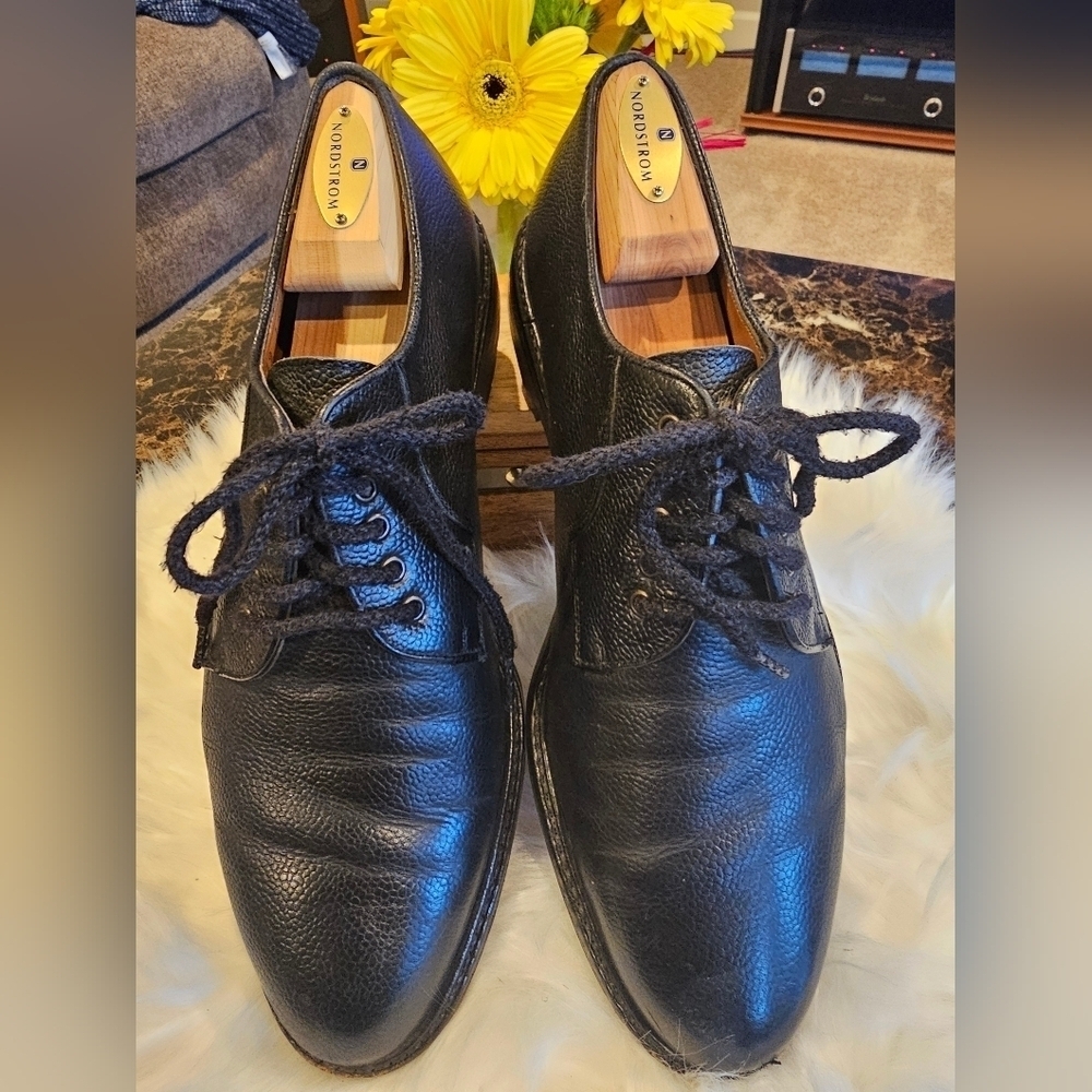 Salvatore Ferragamo Laceup Pebbled Leather Oxford Dress Shoes Size 9.5